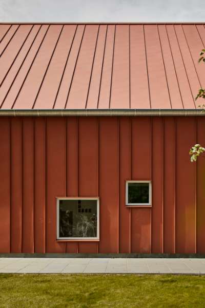 Daycare center in Holstebro welcomes children and nature in steel profiles from top to bottom, Nørre Boulevard 57, 7500 Holstebro, Denmark